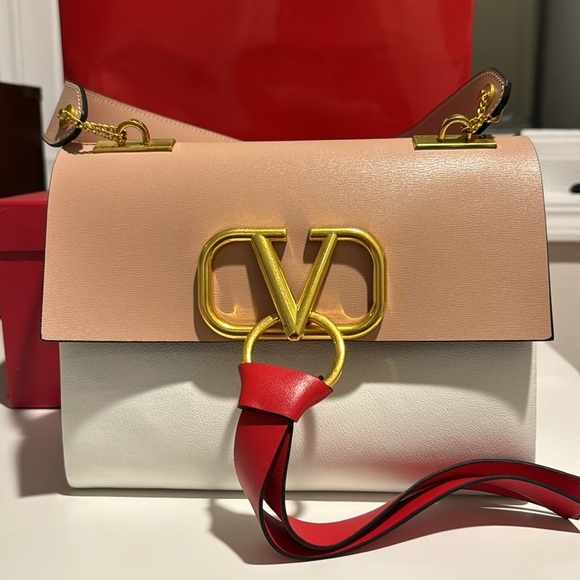 NWT Valentino Leather Shoulder Bag with Red Detail and Gold Hardware - Picture 3 of 12